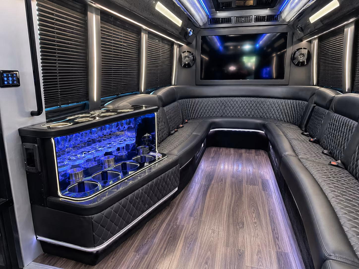 Great Falls Birthday, Sweet 16, & Quinceañera Transportation onboard seating