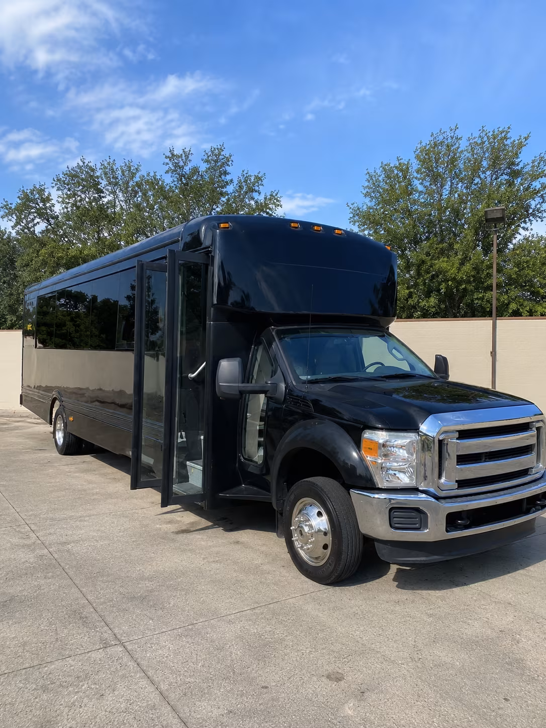 Great Falls Winery Tour & Pub Crawl Transportation party bus interior